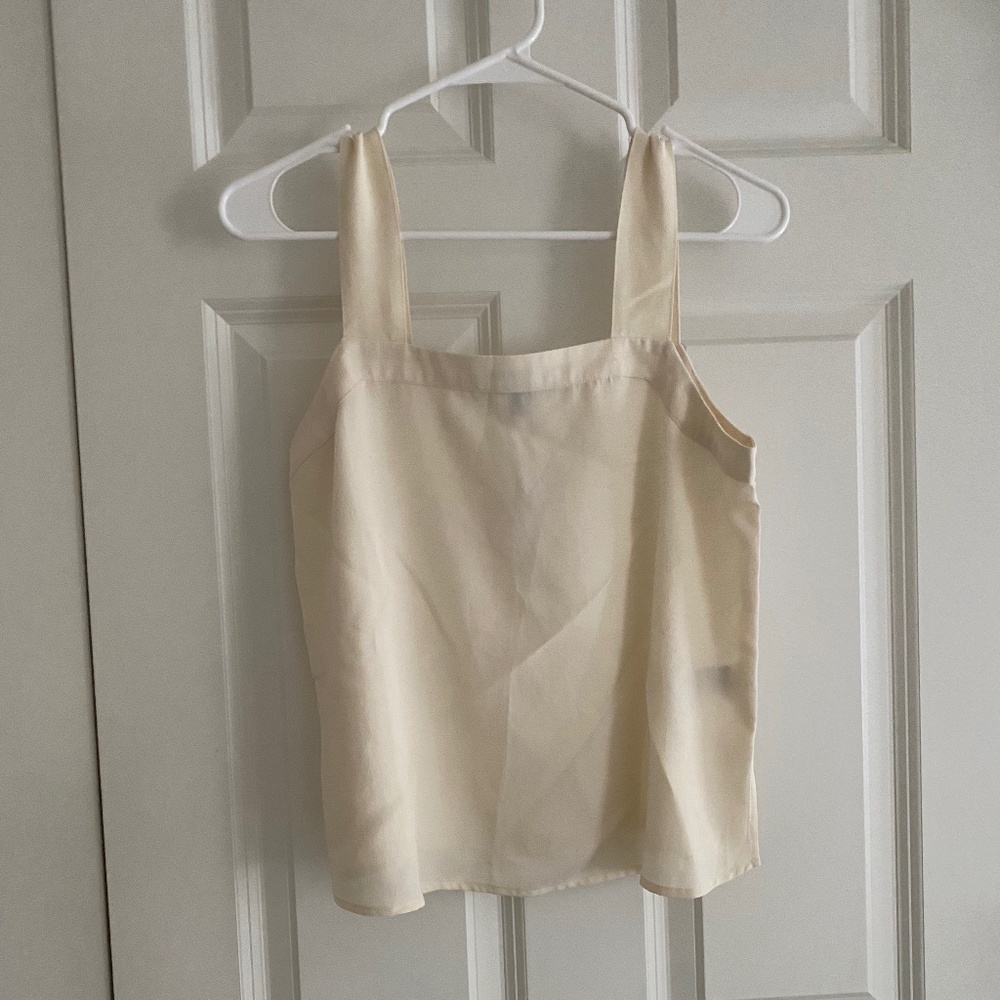 Banana republic cream tank blouse
